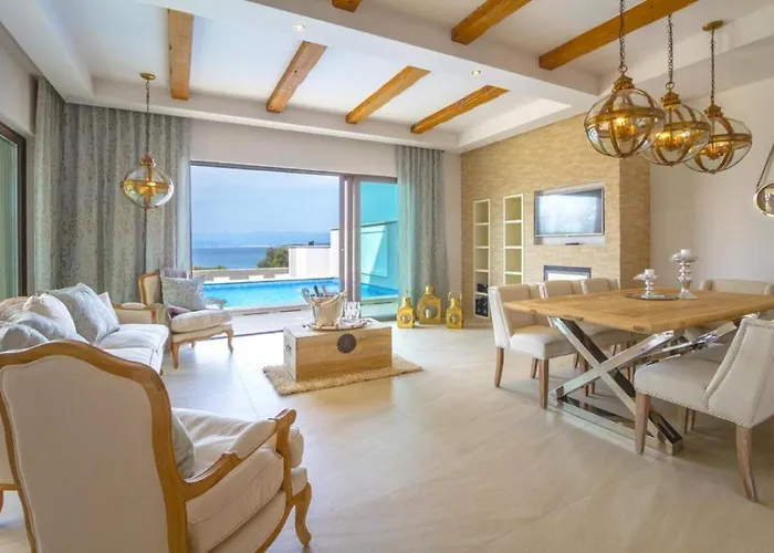 Luxury Prova1 * Малинска