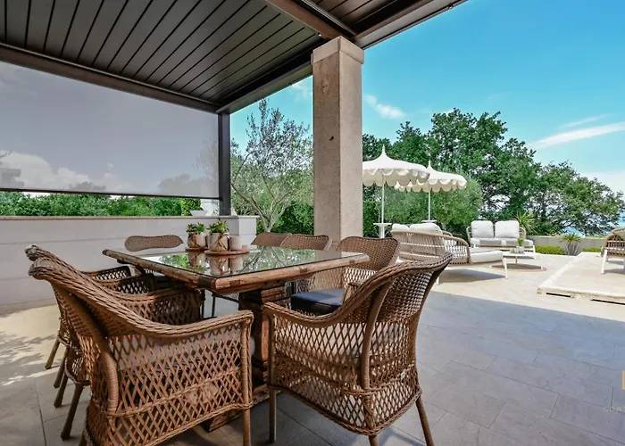 فيلة Luxury Prova1 *