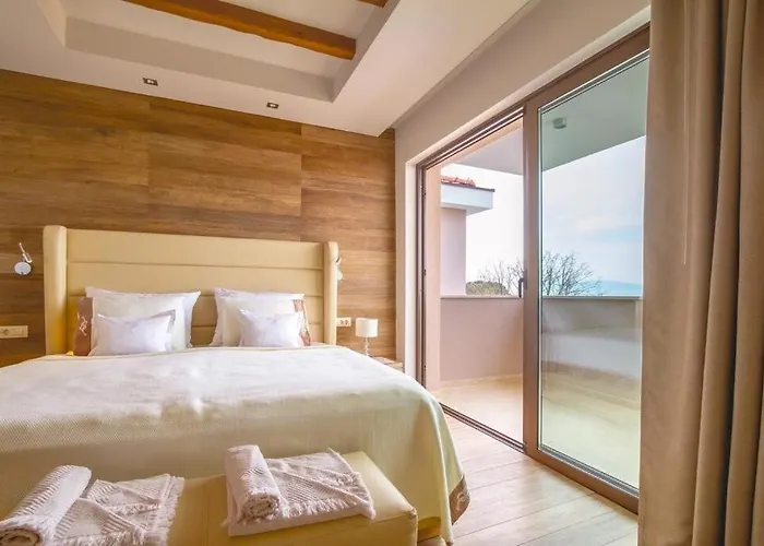 Luxury Prova1 فيلة مالينسكا